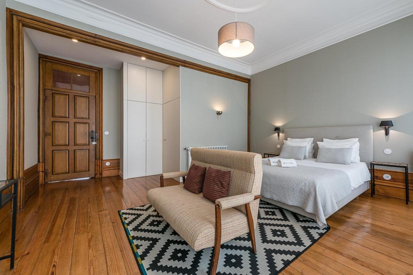 Guestready - Cedofeita Pool Suites Porto Exterior photo